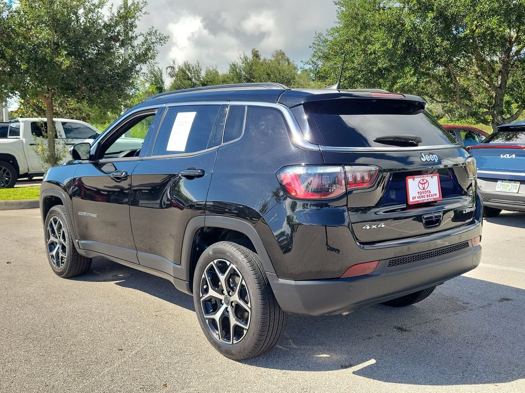 Used 2025 Jeep Compass Limited AWD/4WD image 6