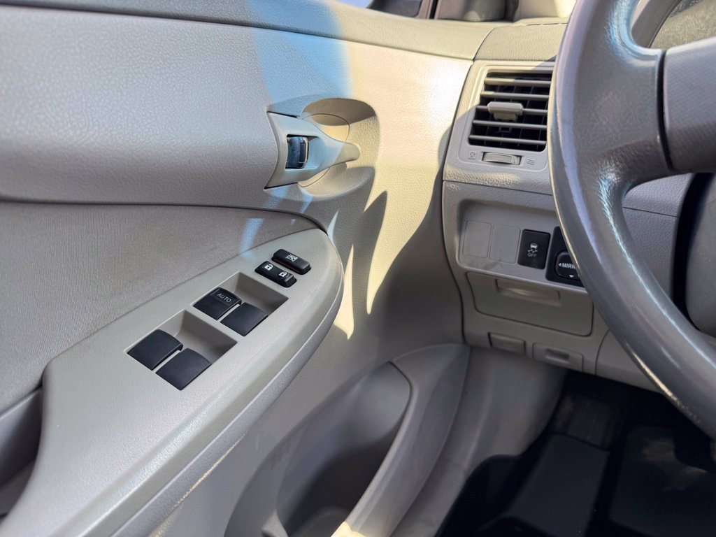 Used 2009 Toyota Corolla LE FWD image 27