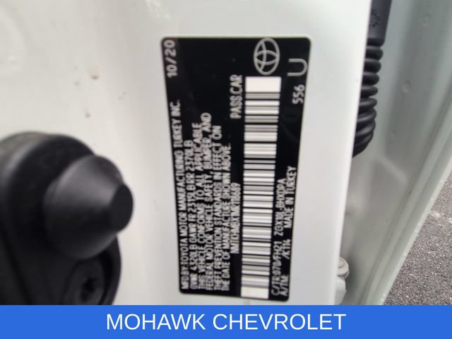 Used 2021 Toyota C-HR LE FWD image 33