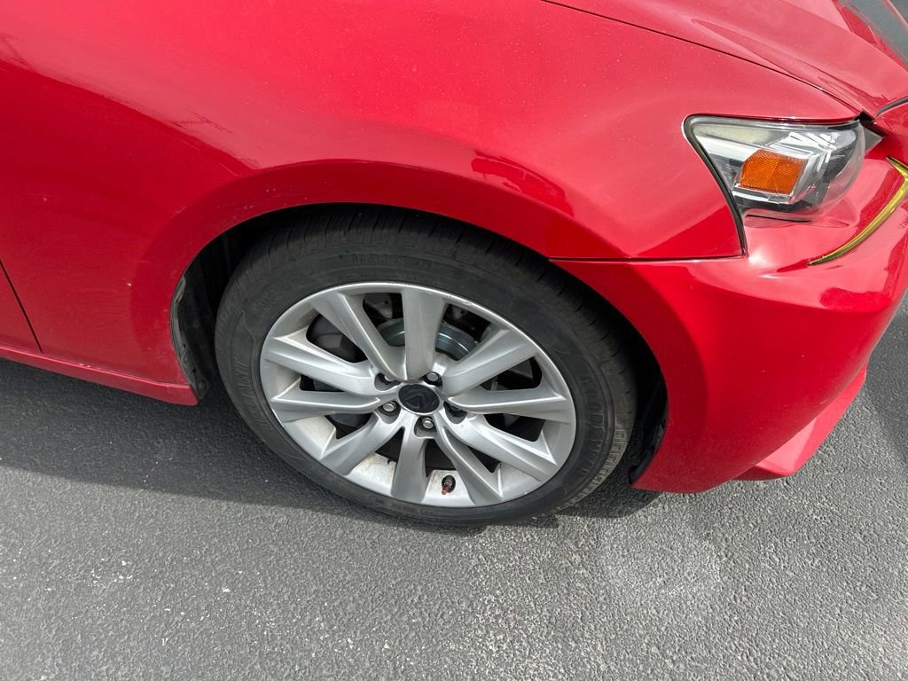 Used 2016 Lexus IS 300 AWD image 12
