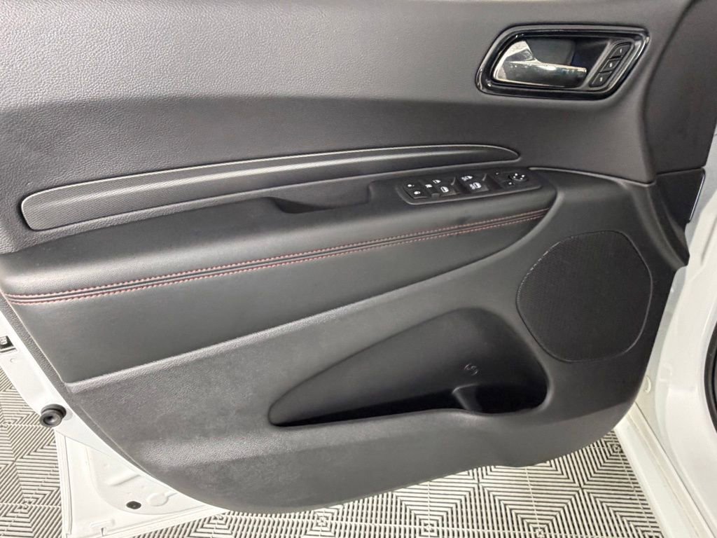 Used 2025 Dodge Durango GT image 27