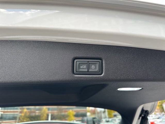 New 2025 Audi Q5 Premium Plus image 12