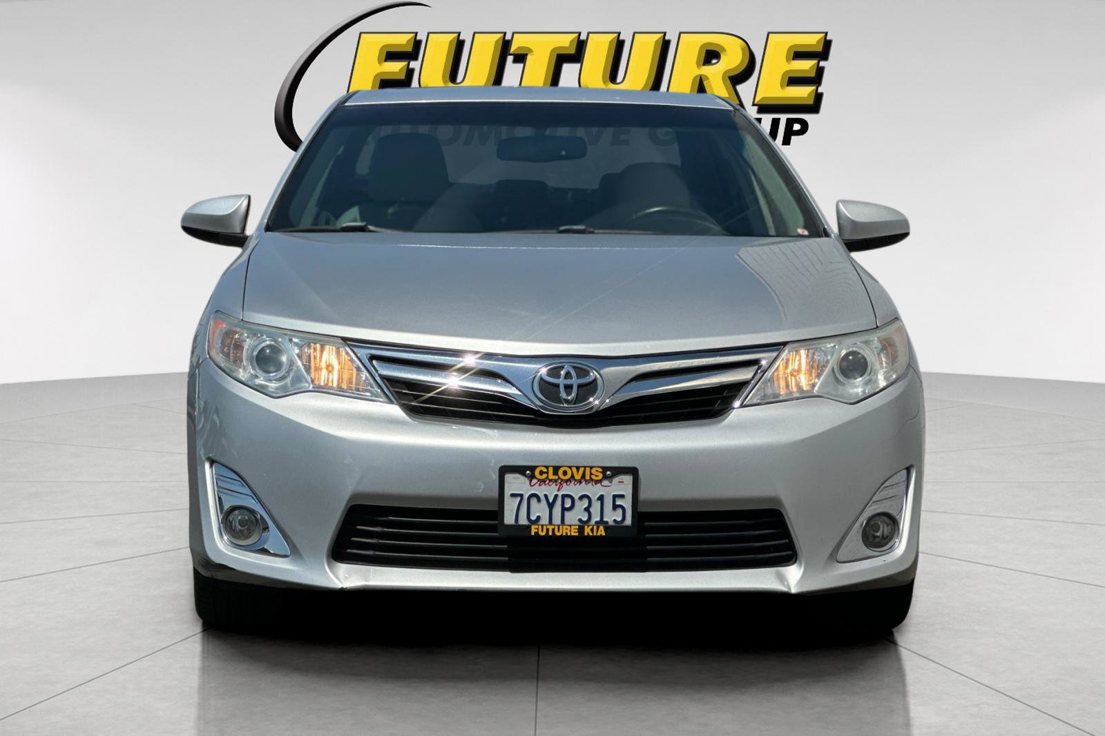 Used 2014 Toyota Camry XLE w/ Leather Package FWD image 9