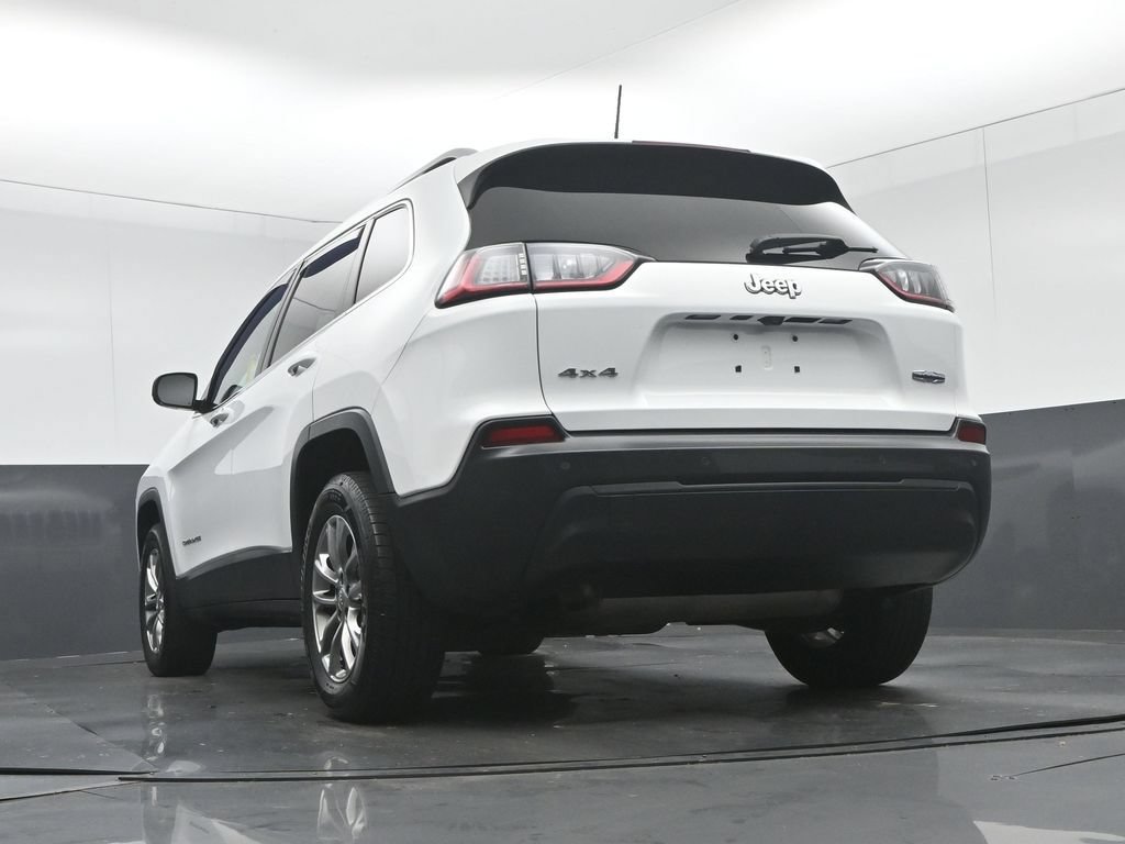 Used 2019 Jeep Cherokee Latitude Plus w/ Cold Weather Group AWD/4WD image 55