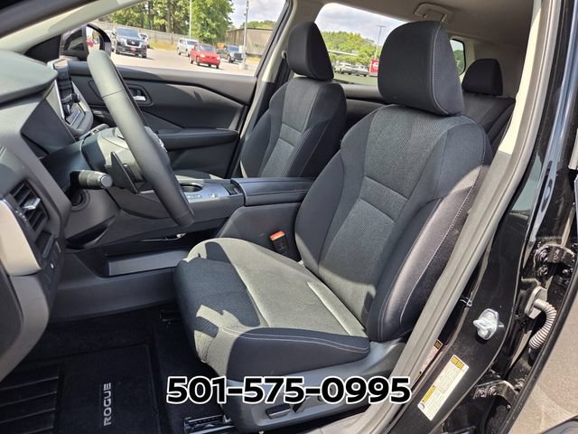 Used 2026 Nissan Rogue SV FWD image 8