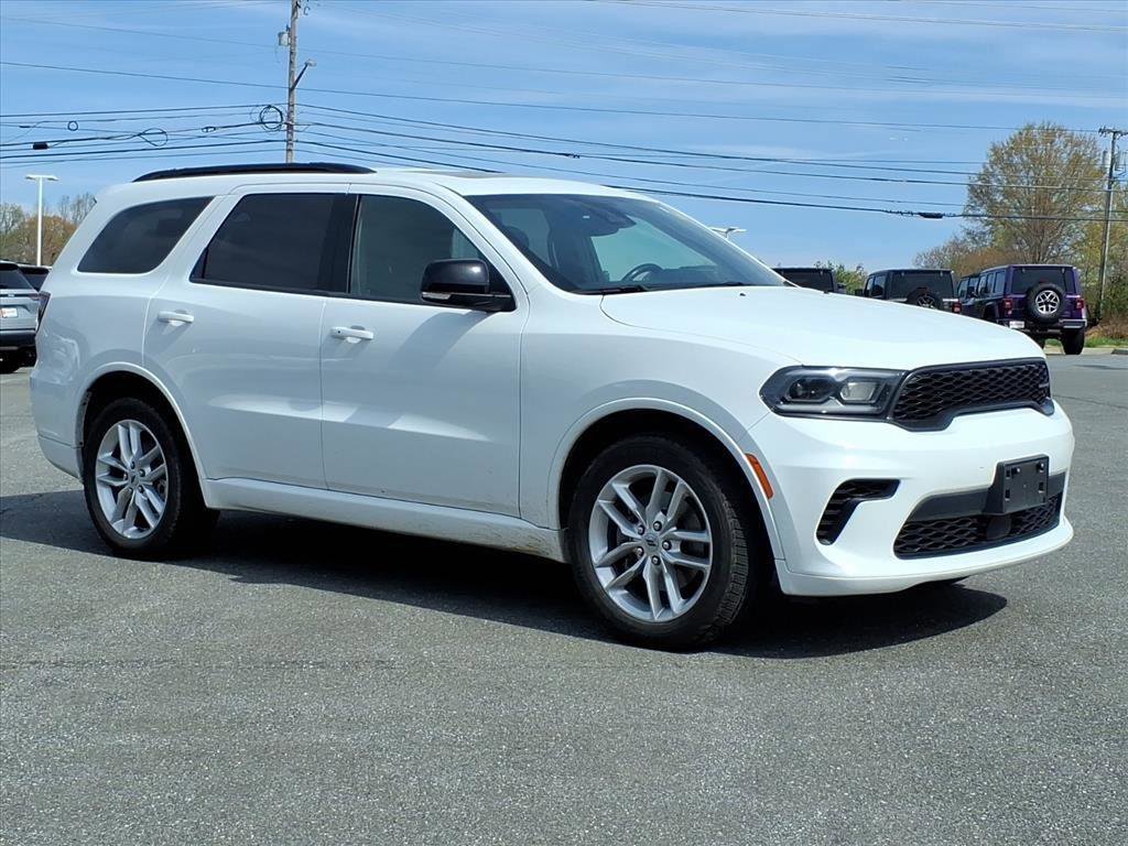 Used 2024 Dodge Durango GT AWD/4WD image 2