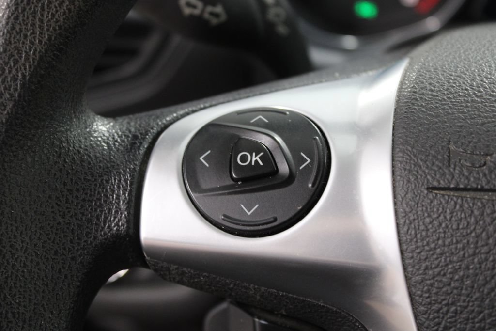 Used 2014 Ford Escape SE FWD image 19