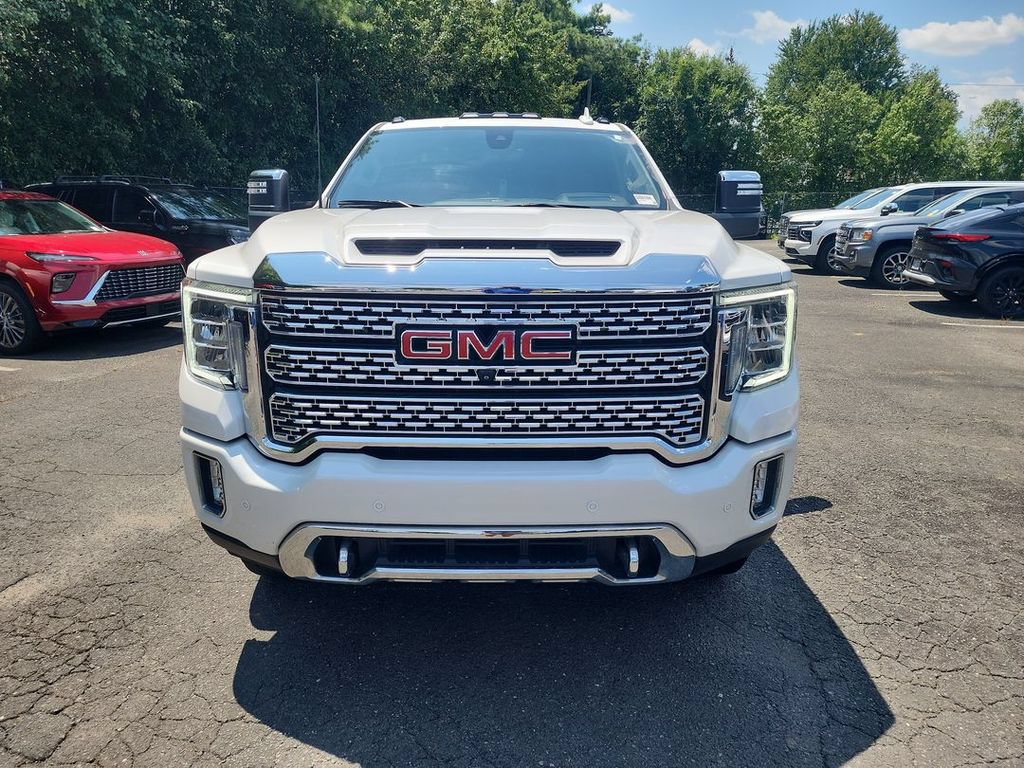 Certified 2021 GMC Sierra 2500 Denali w/ Denali Ultimate Package AWD/4WD image 3
