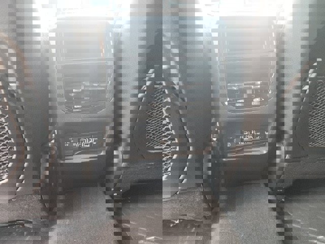 New 2025 Jeep Grand Cherokee Limited w/ Black Appearance Package image 17