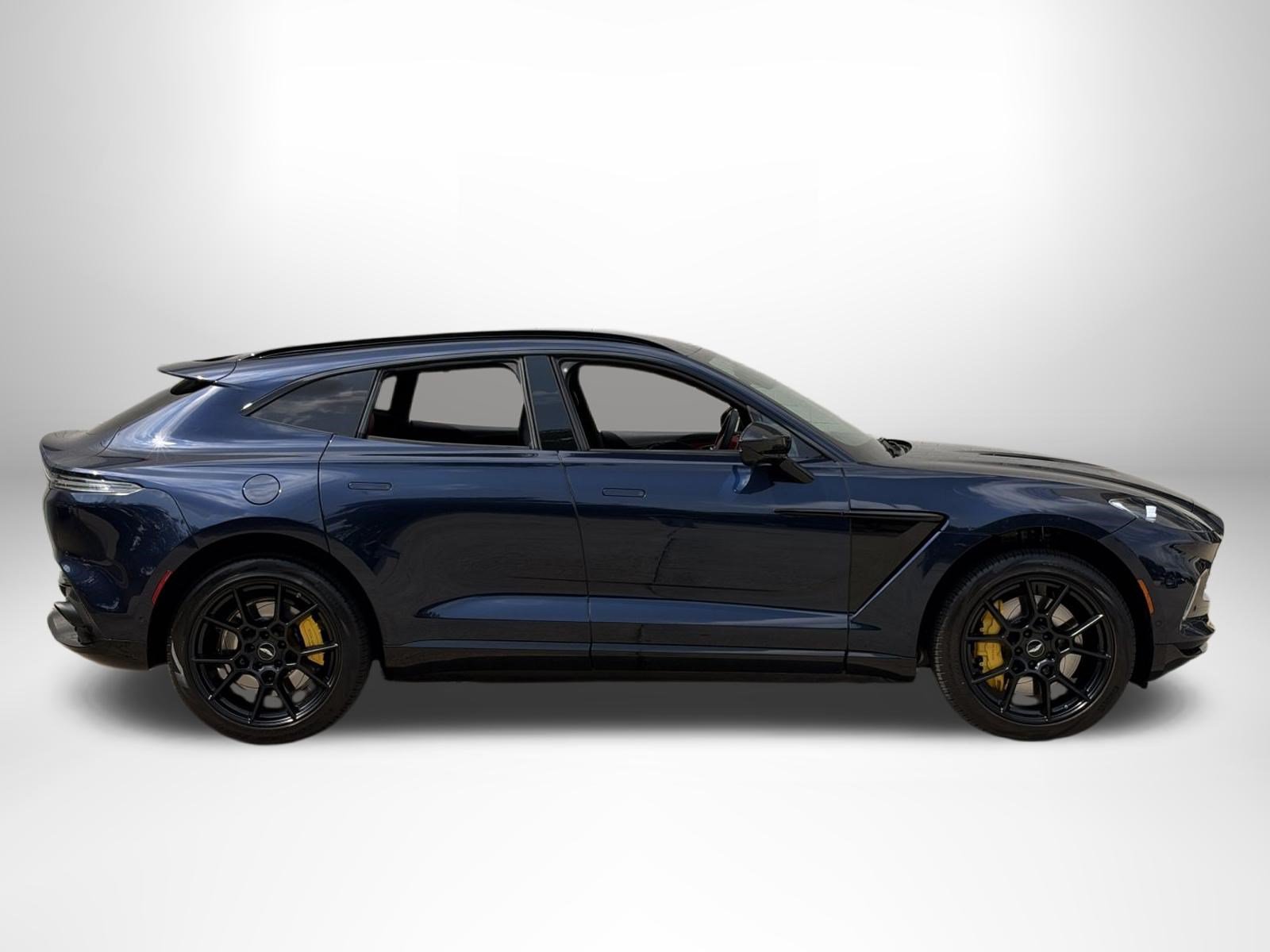 Used 2021 Aston Martin DBX AWD/4WD image 13