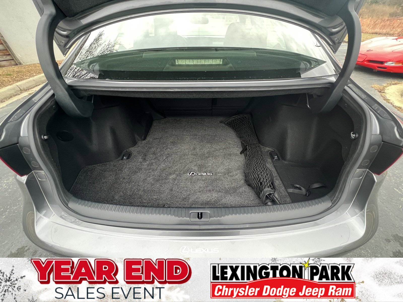 Used 2015 Lexus IS 350 AWD image 9