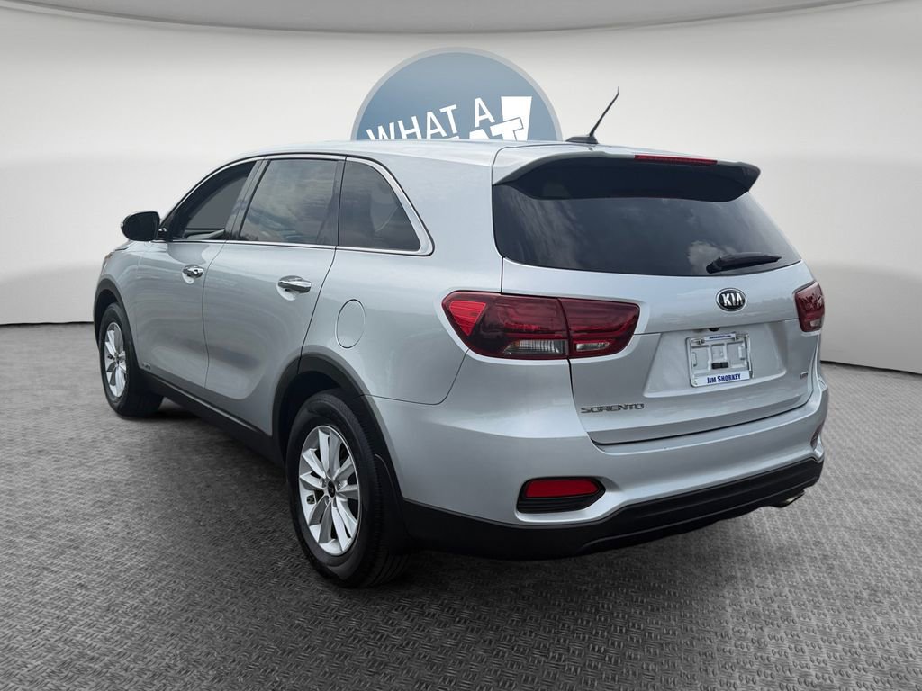 Used 2019 Kia Sorento LX image 6