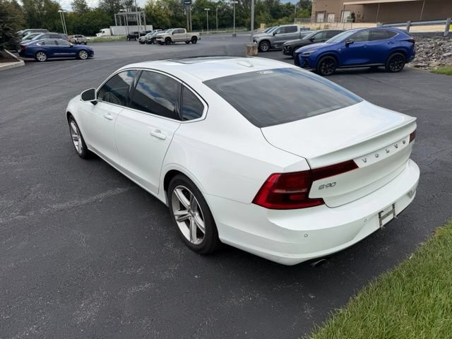 Used 2018 Volvo S90 T5 Momentum w/ Momentum Plus Package AWD/4WD image 7