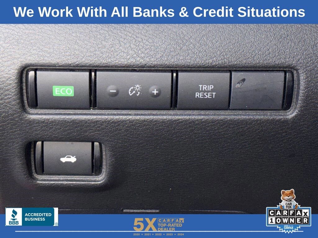 Used 2023 Nissan Sentra SV w/ SV Premium Package image 25