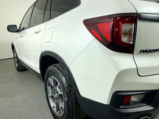 Certified 2022 Honda Passport TrailSport image 32