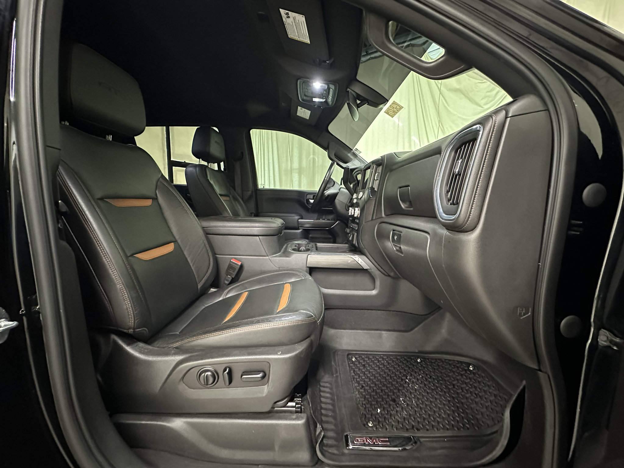 Used 2021 GMC Sierra 1500 AT4 w/ AT4 Preferred Package AWD/4WD image 22