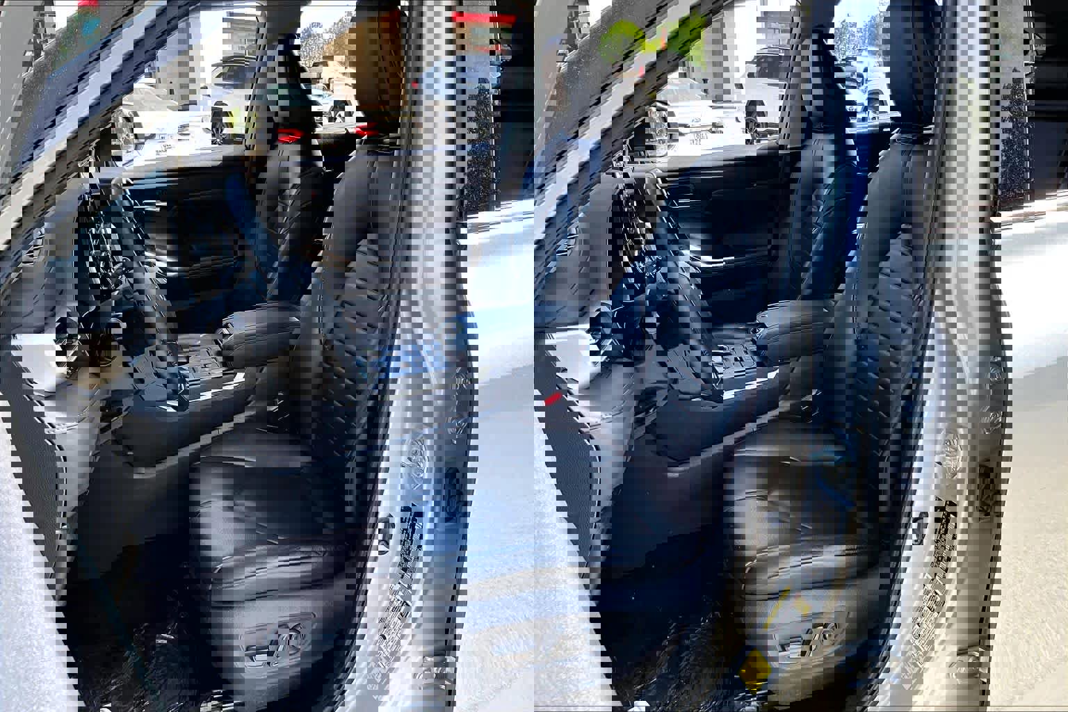 Used 2022 Toyota Highlander XLE image 8