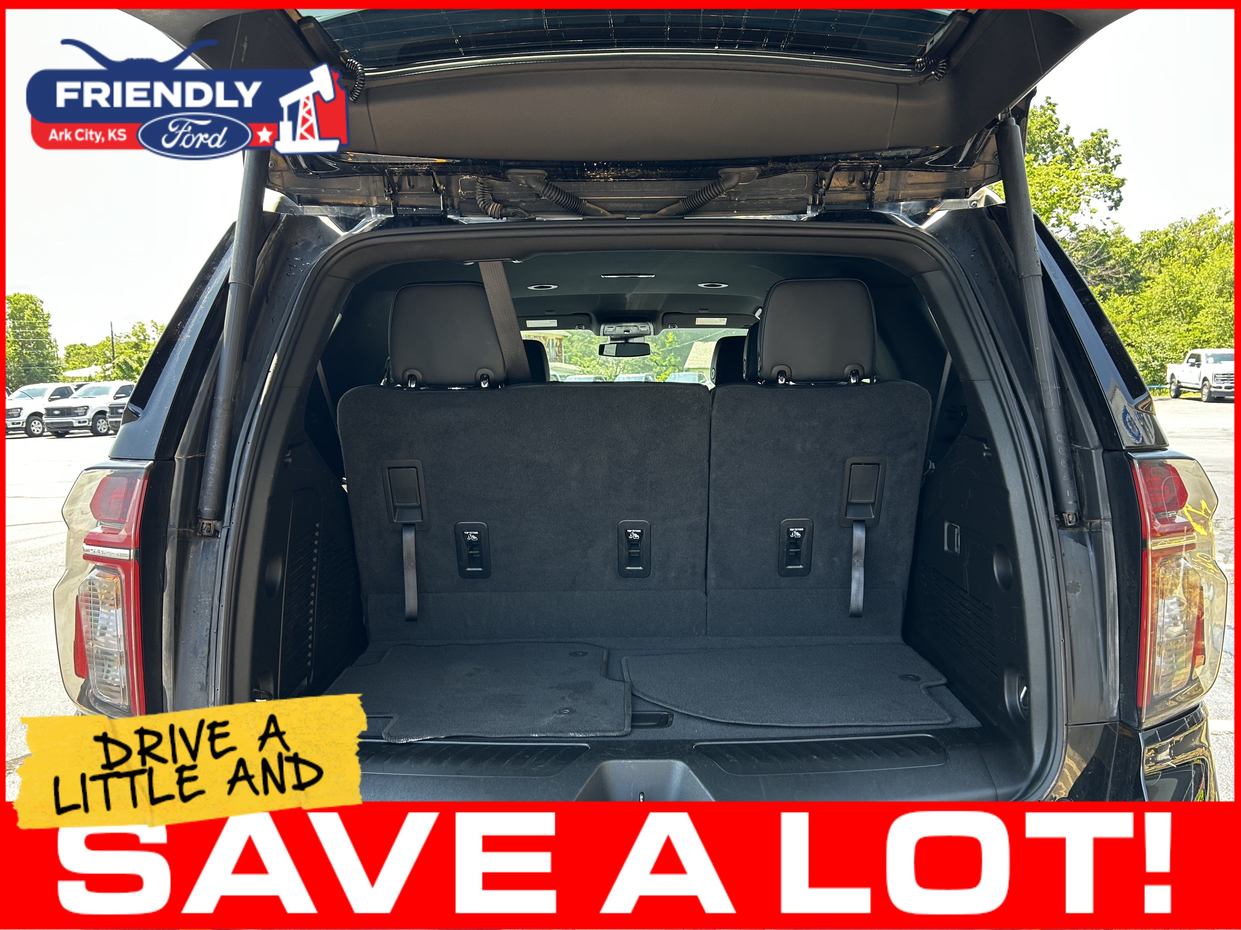 Used 2024 Chevrolet Tahoe LT AWD/4WD image 21