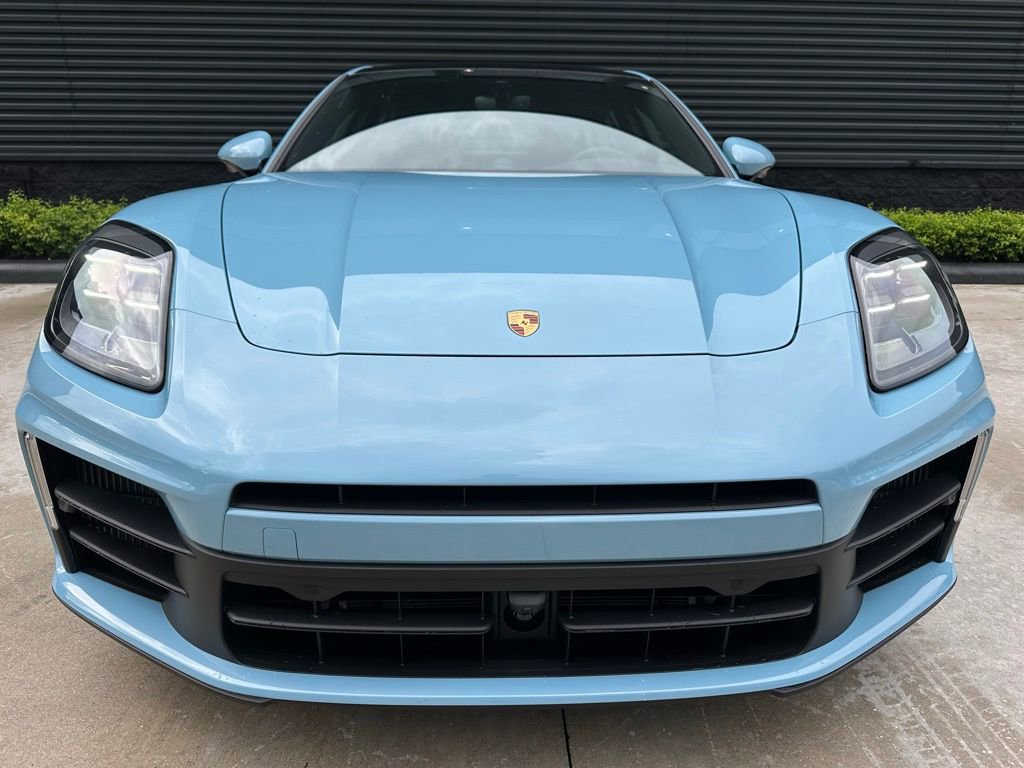 Used 2026 Porsche Panamera 4 image 7