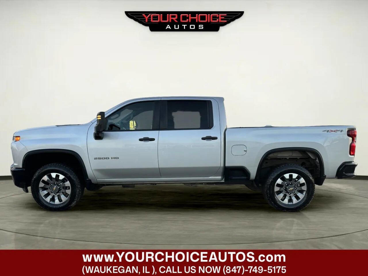 Used 2022 Chevrolet Silverado 2500 Custom w/ Custom Convenience Package image 2