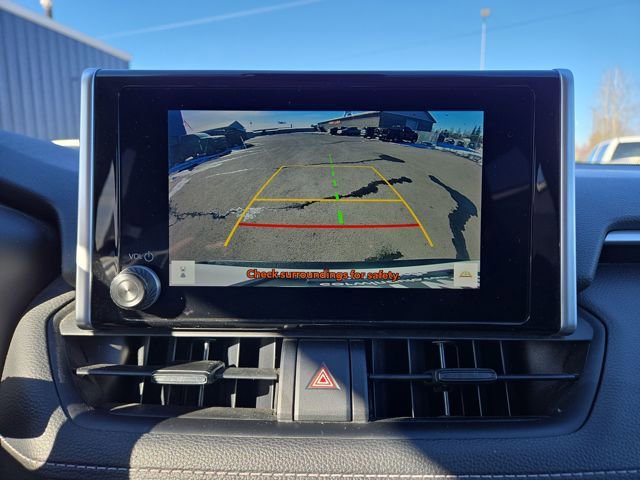 Used 2023 Toyota RAV4 XLE image 25