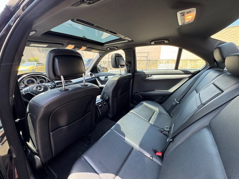Used 2012 Mercedes-Benz C 250 Sedan image 29