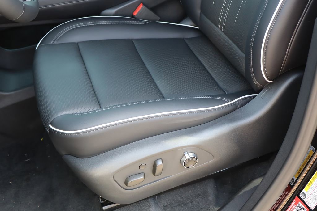 New 2026 Buick Enclave Avenir w/ Super Cruise Package image 11