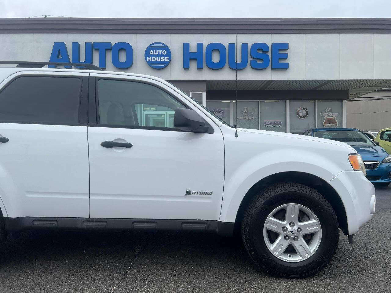 Used 2010 Ford Escape Limited image 35