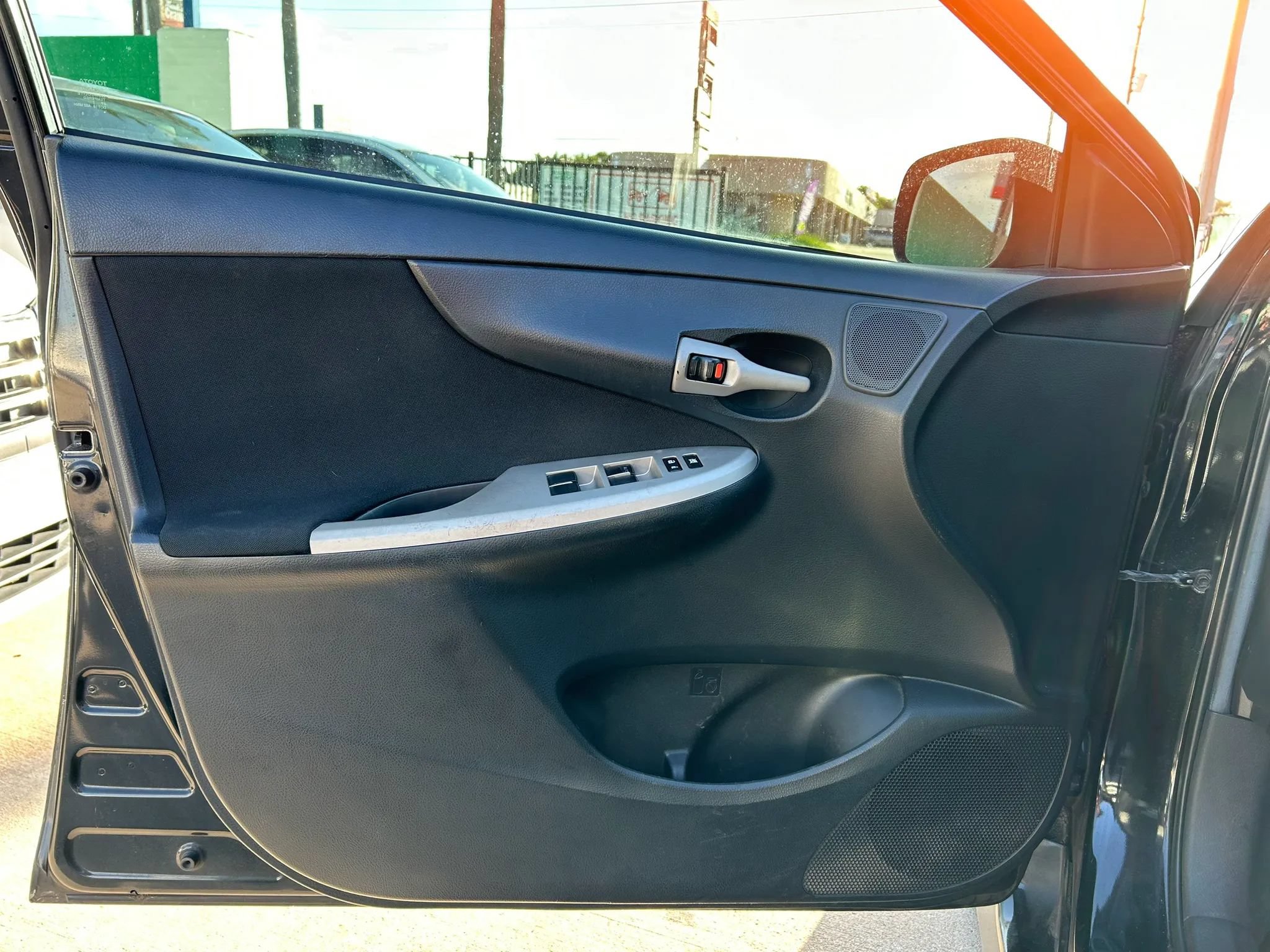 Used 2009 Toyota Corolla XRS FWD image 9