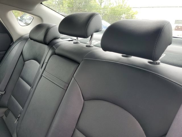Used 2017 Kia Cadenza Technology FWD image 11