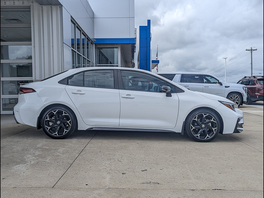 Used 2025 Toyota Corolla FX w/ Convenience Package FWD image 6