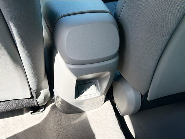 New 2026 Hyundai Elantra SE image 24