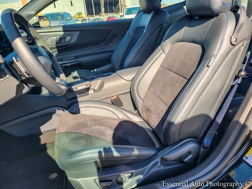 Used 2025 Ford Mustang Dark Horse w/ Dark Horse Handlin Package image 8