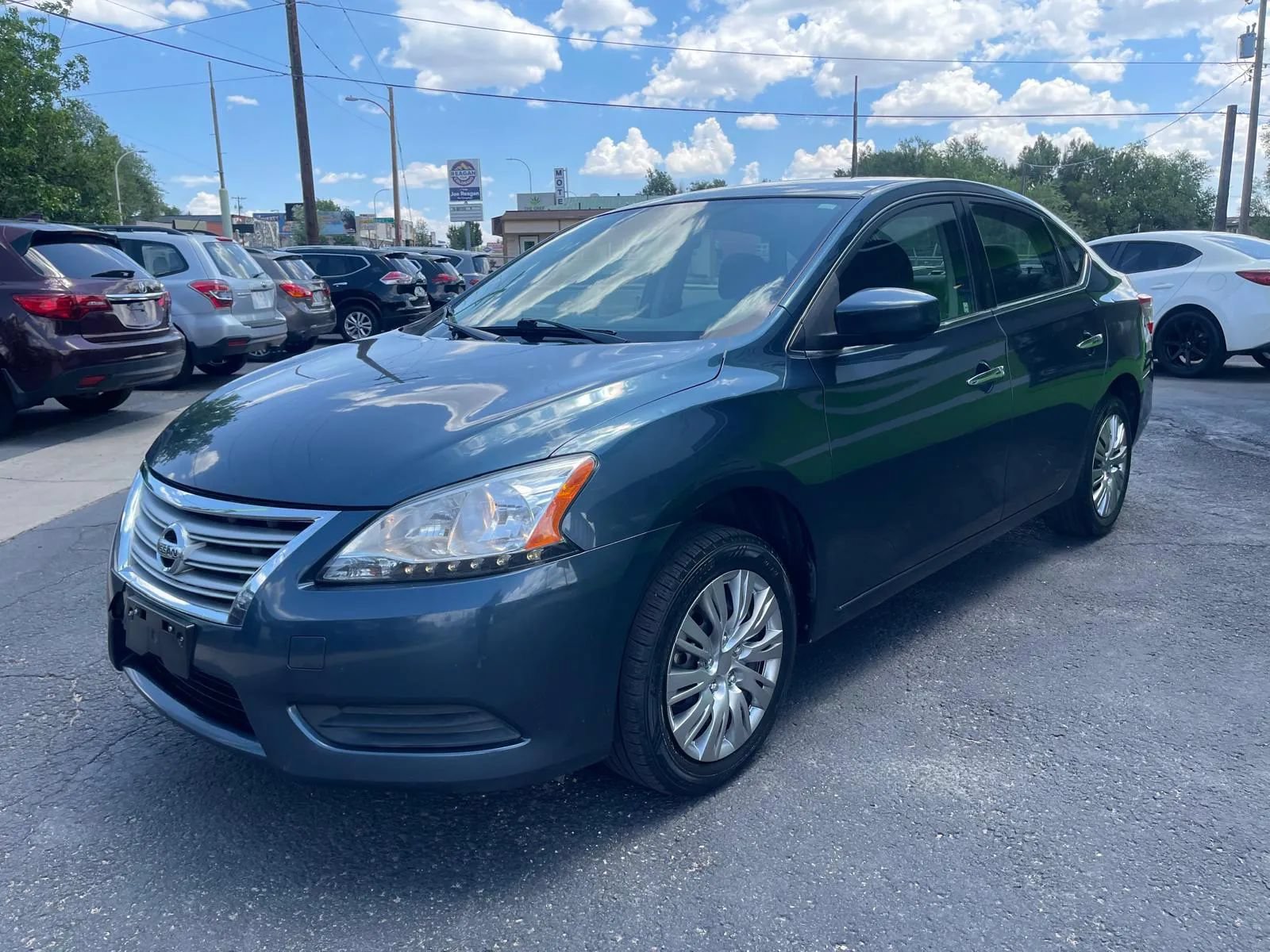 Used 2014 Nissan Sentra SV FWD image 4