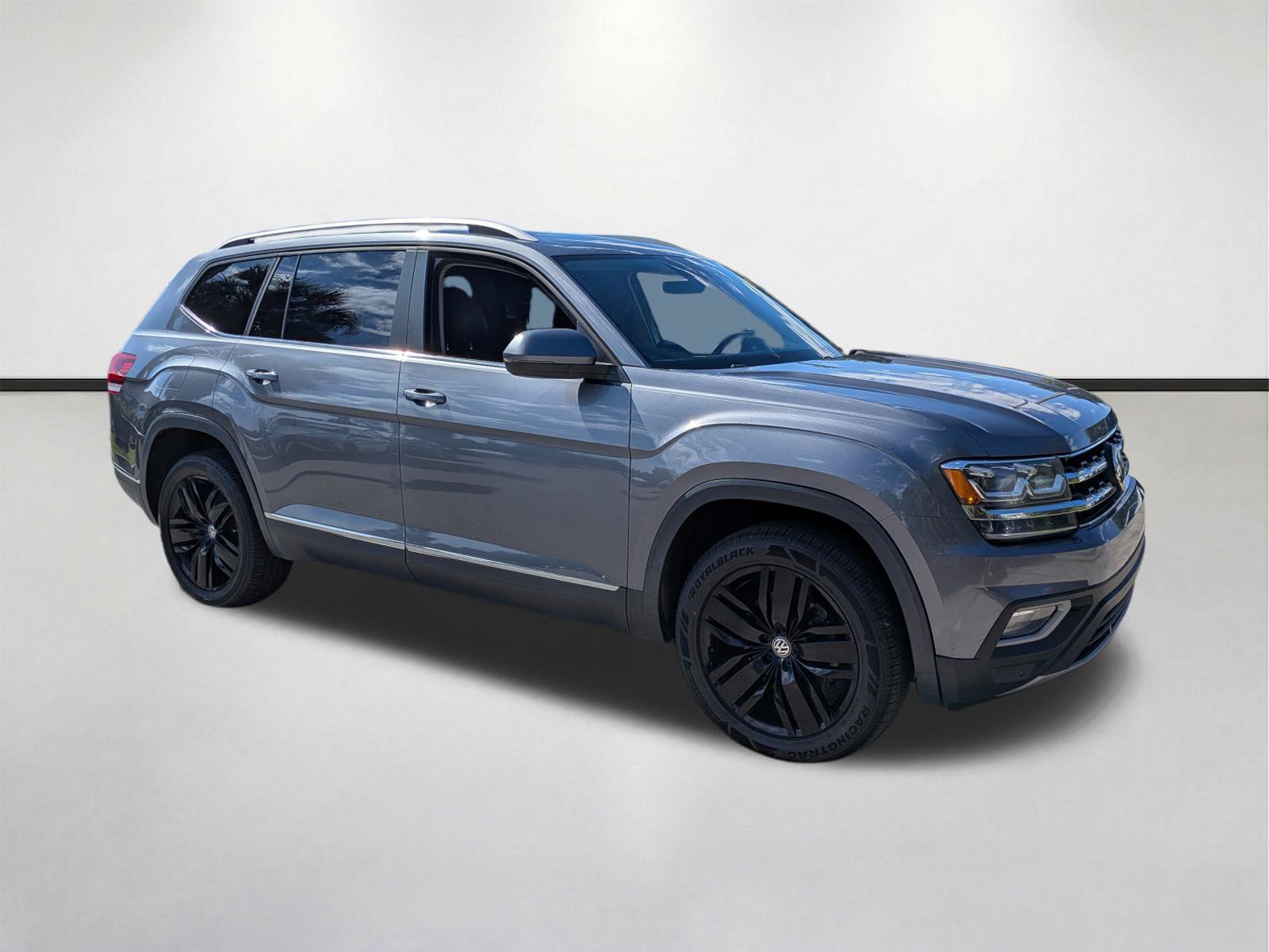 Used 2019 Volkswagen Atlas SEL FWD image 1