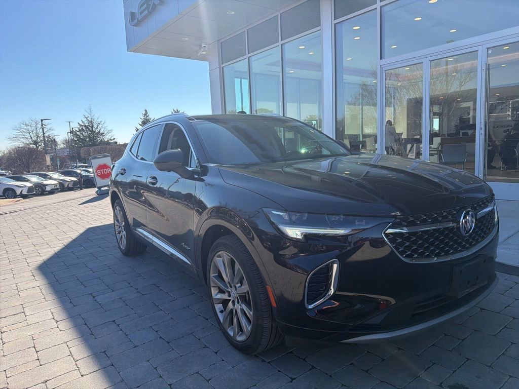 Used 2022 Buick Envision Avenir w/ Technology Package II image 3
