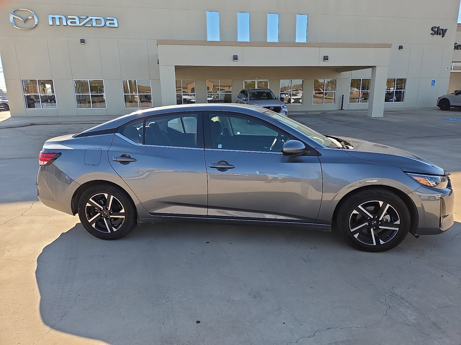 Used 2024 Nissan Sentra SV image 6