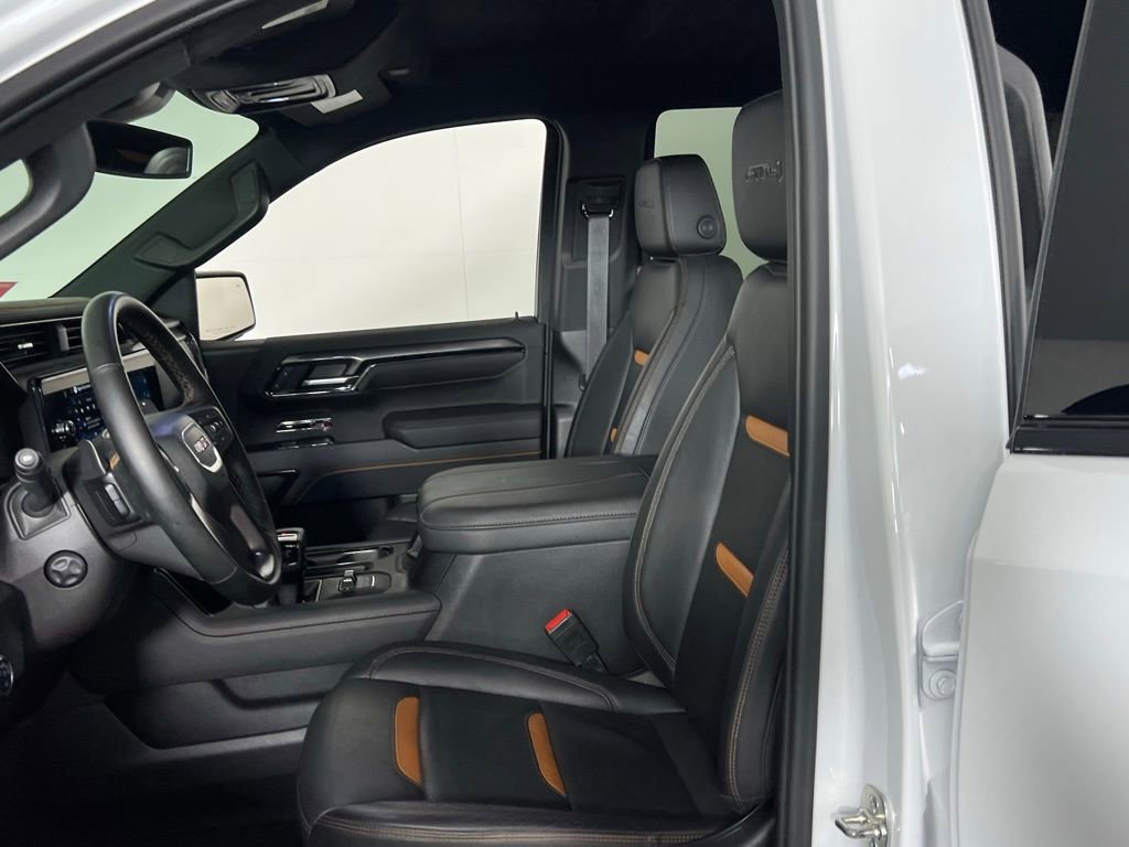 Used 2025 GMC Sierra 1500 AT4 image 26
