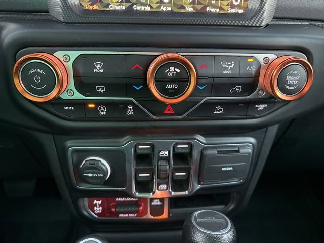 Used 2022 Jeep Gladiator Mojave w/ Trailer Tow Package image 24