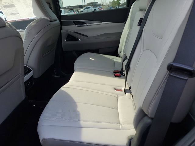 New 2026 INFINITI QX60 Luxe w/ Cargo Package image 16