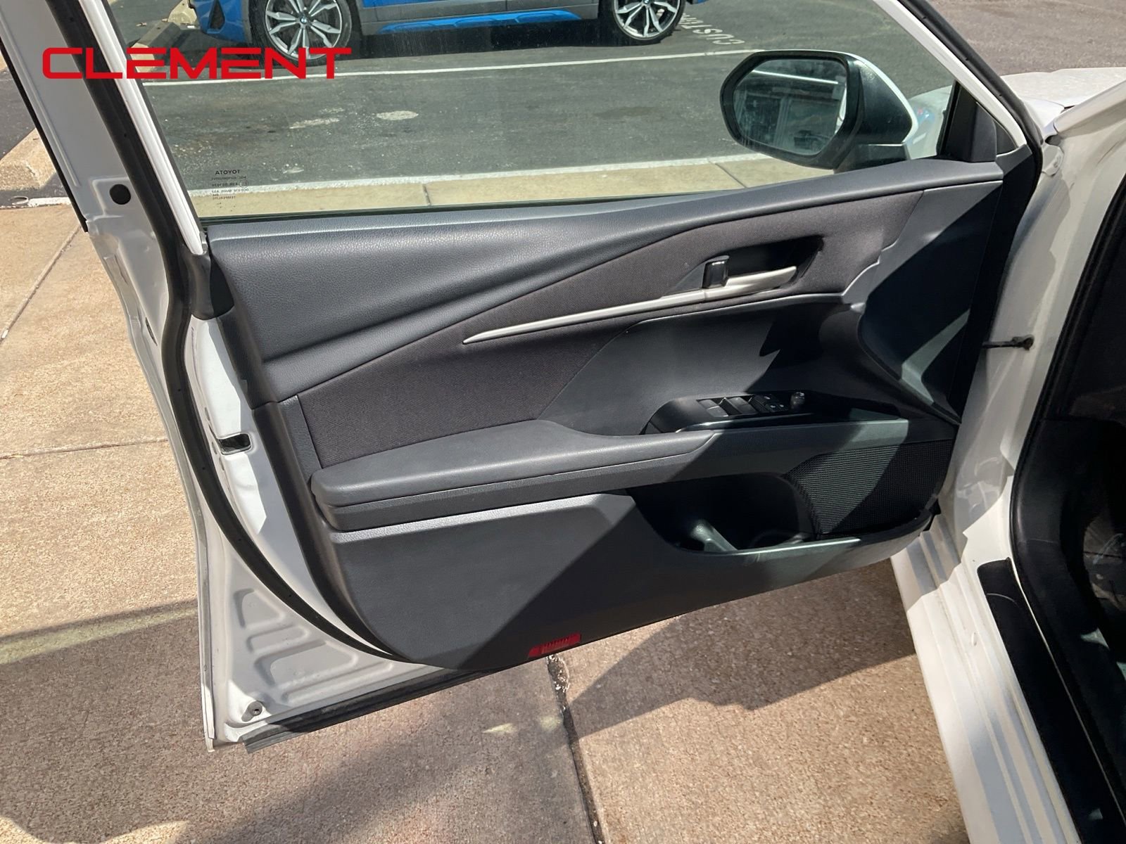 Used 2025 Toyota Camry LE image 18