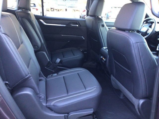 New 2026 GMC Acadia Elevation w/ Elevation Premium Package image 18