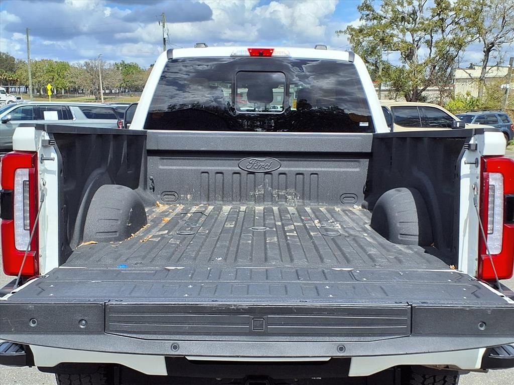 Used 2024 Ford F250 Platinum image 19