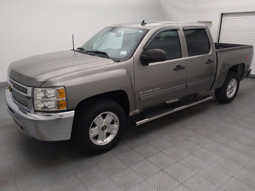 Used 2013 Chevrolet Silverado 1500 LT w/ All-Star Edition RWD image 2