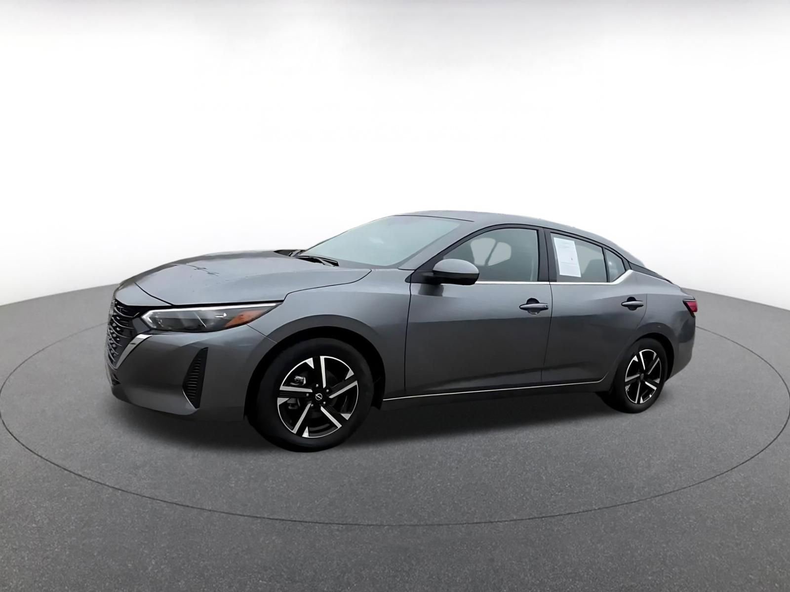 Used 2025 Nissan Sentra SV image 8