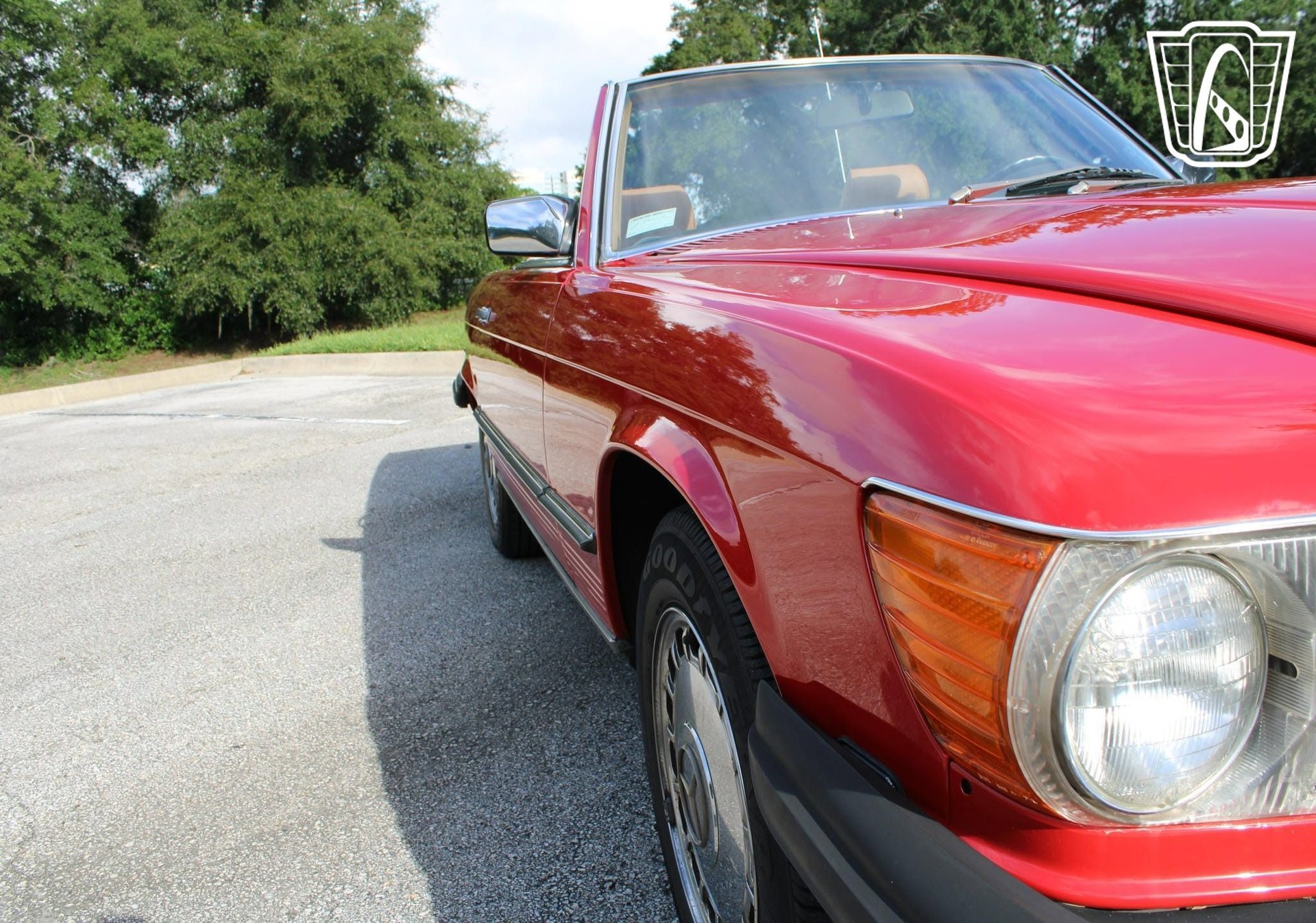 Used 1987 Mercedes-Benz 560 SL image 28