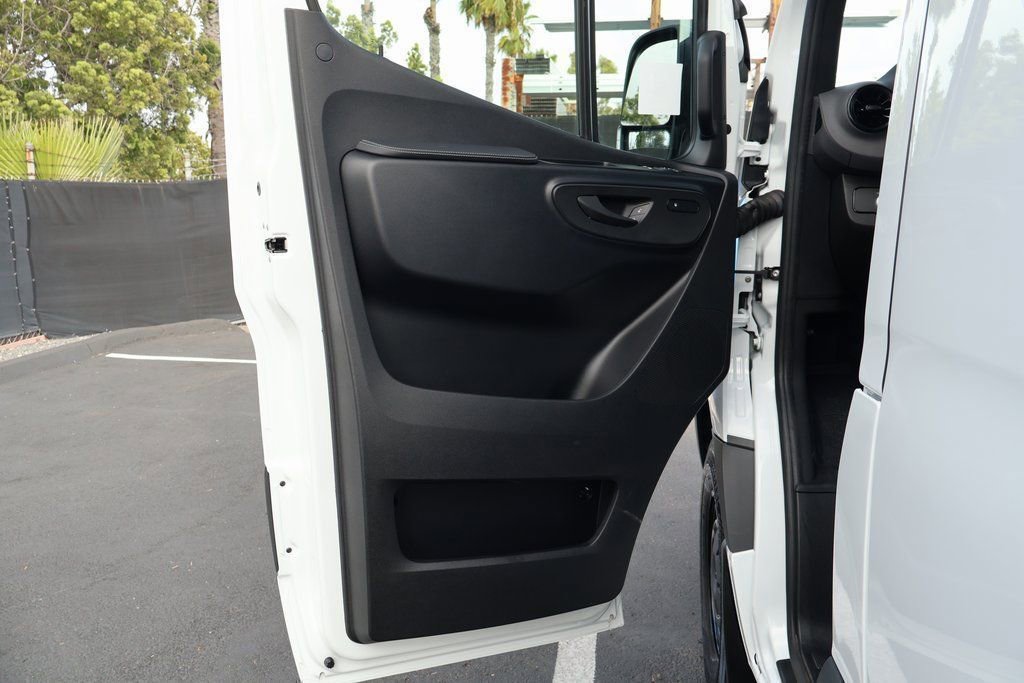 New 2026 Mercedes-Benz Sprinter 3500 image 7