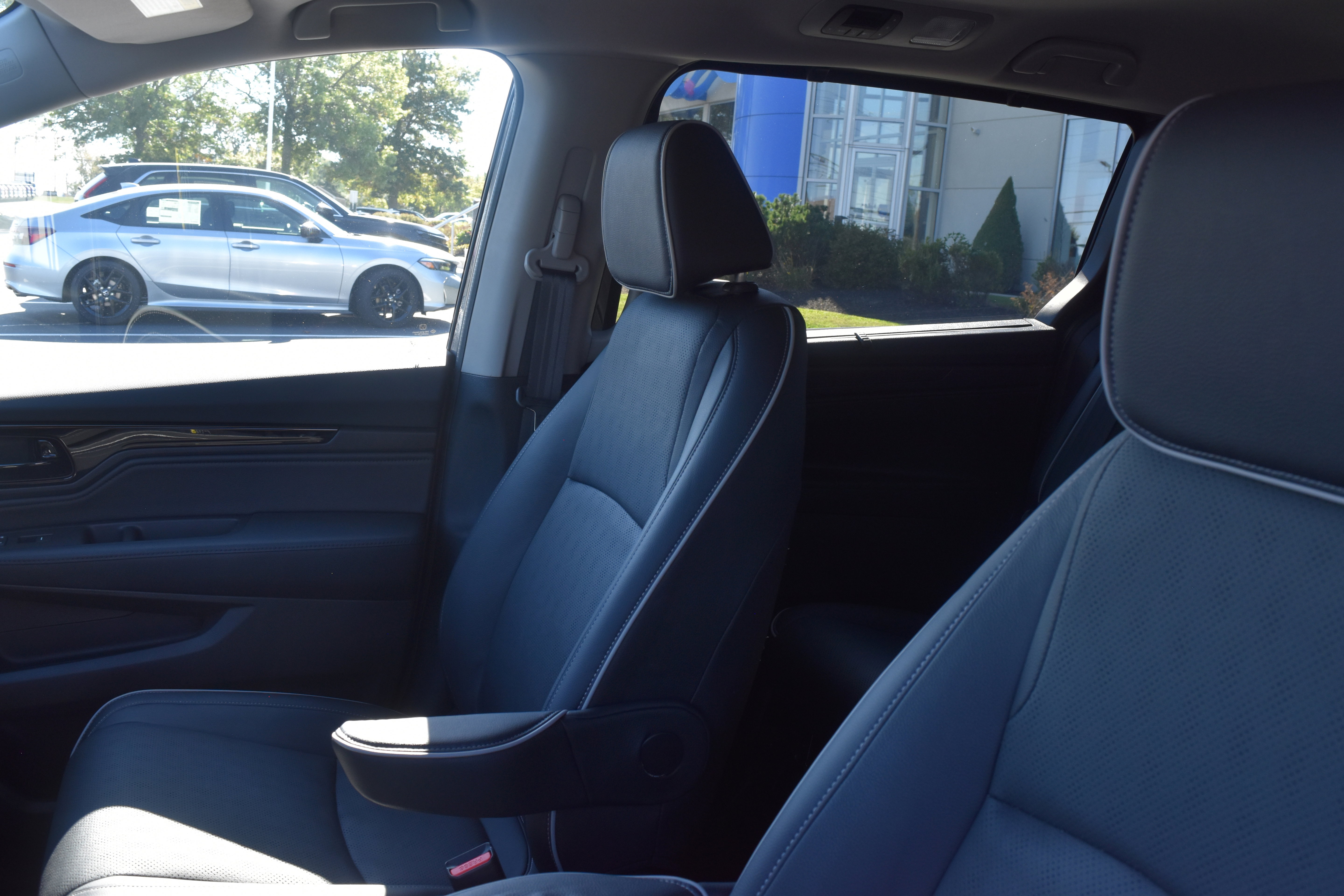 Certified 2024 Honda Odyssey Elite image 14