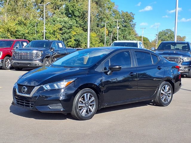 Used 2021 Nissan Versa SV FWD image 1