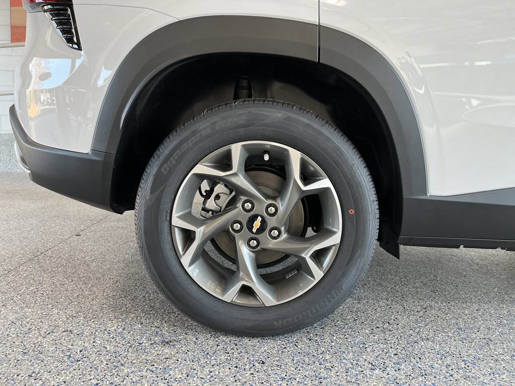 New 2026 Chevrolet Trax LT FWD image 31